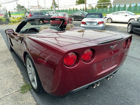 Used 2006 Chevrolet Corvette Convertible w/ Preferred Equipment Group RWD image 5