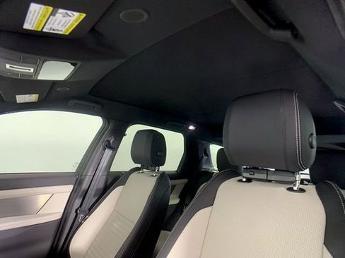 Certified 2025 Land Rover Discovery Sport Dynamic SE image 13