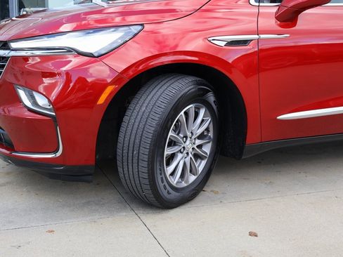 Certified 2024 Buick Enclave Premium image 44