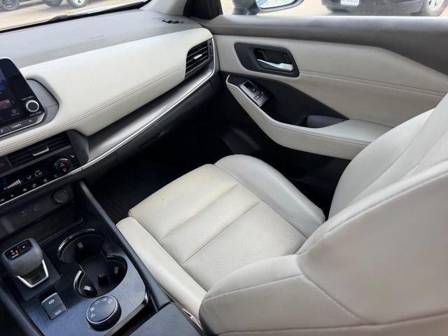 Used 2023 Nissan Rogue SV w/ SV Premium B Package AWD/4WD image 17