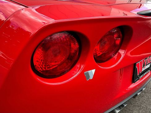 Used 2009 Chevrolet Corvette Coupe RWD image 19