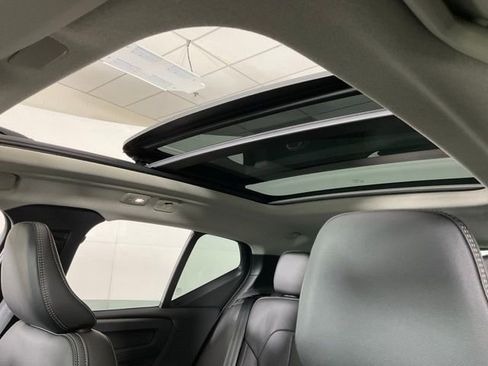 New 2026 Volvo XC40 B5 Plus w/ Protection Package Premier image 27