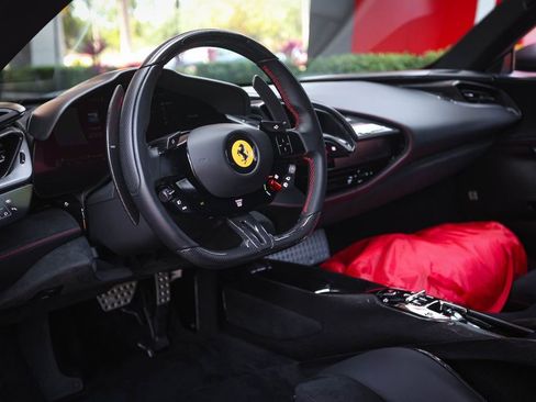 Certified 2022 Ferrari SF90 Stradale AWD/4WD image 33