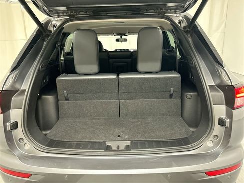 Used 2022 Mitsubishi Outlander SE image 23