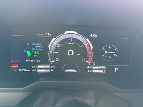 Used 2024 Toyota Tundra Platinum image 21