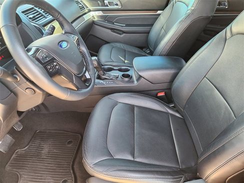 Used 2018 Ford Explorer Limited w/ Equipment Group 301A image 14