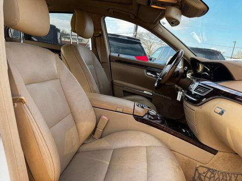 Used 2011 Mercedes-Benz S 550 4MATIC image 19