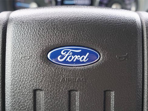 Used 2016 Ford F250 XLT w/ XLT Value Package AWD/4WD image 14
