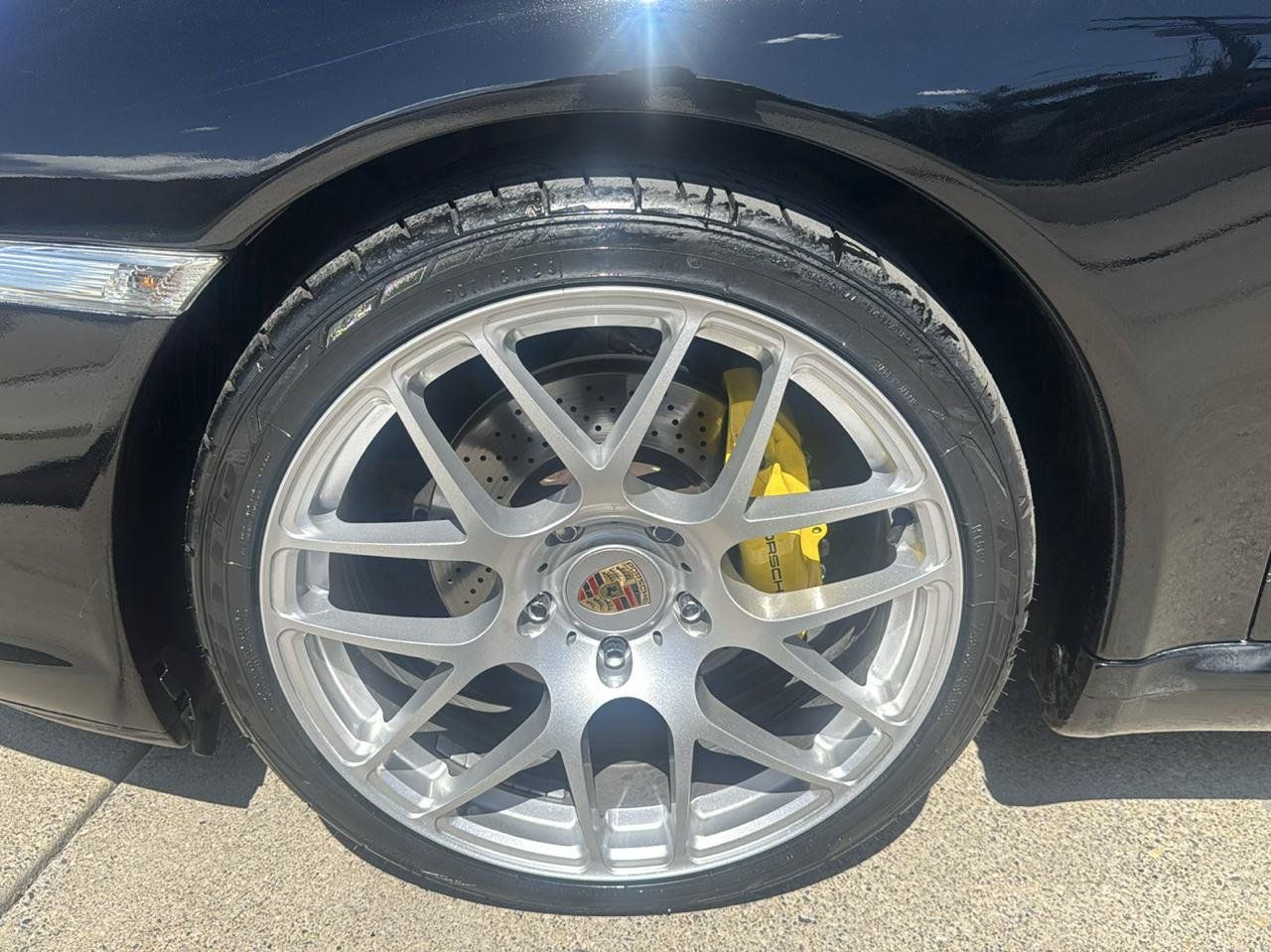 Used 2005 Porsche 911 Carrera RWD image 10