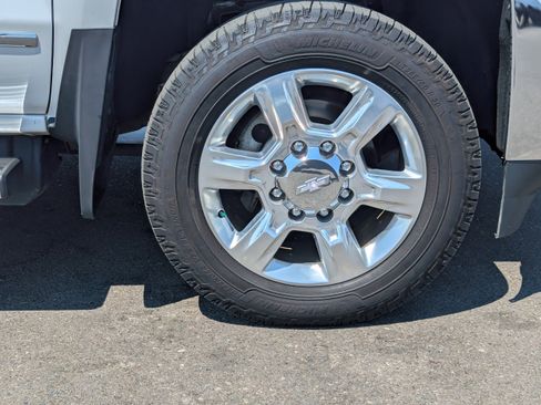 Certified 2018 Chevrolet Silverado 2500 LTZ w/ Duramax Plus Package AWD/4WD image 50