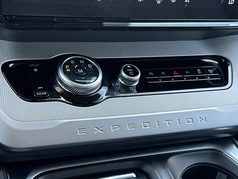 New 2026 Ford Expedition Max Active RWD image 21