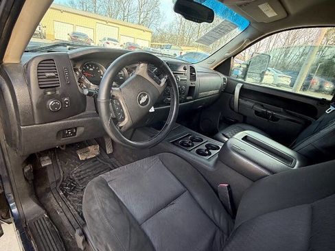 Used 2012 Chevrolet Silverado 2500 LT w/ Interior Plus Package image 12