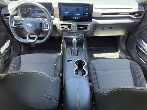 Used 2025 Ford Mustang GT RWD image 10