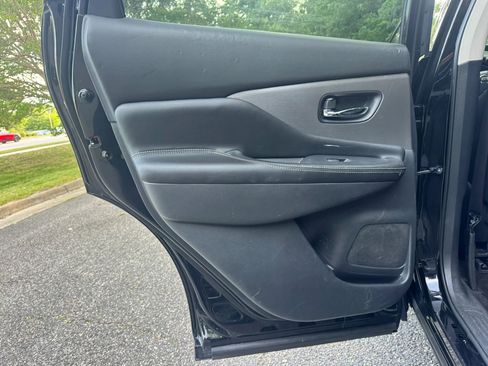 Used 2020 Nissan Murano S w/ Technology Package AWD/4WD image 9