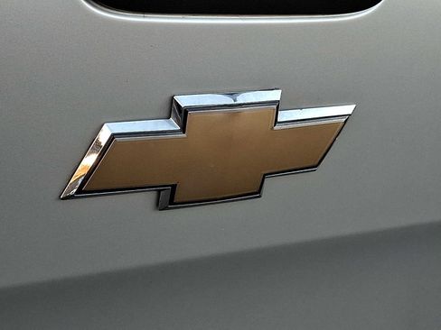 Used 2010 Chevrolet Silverado 1500 LT w/ Texas Edition image 27