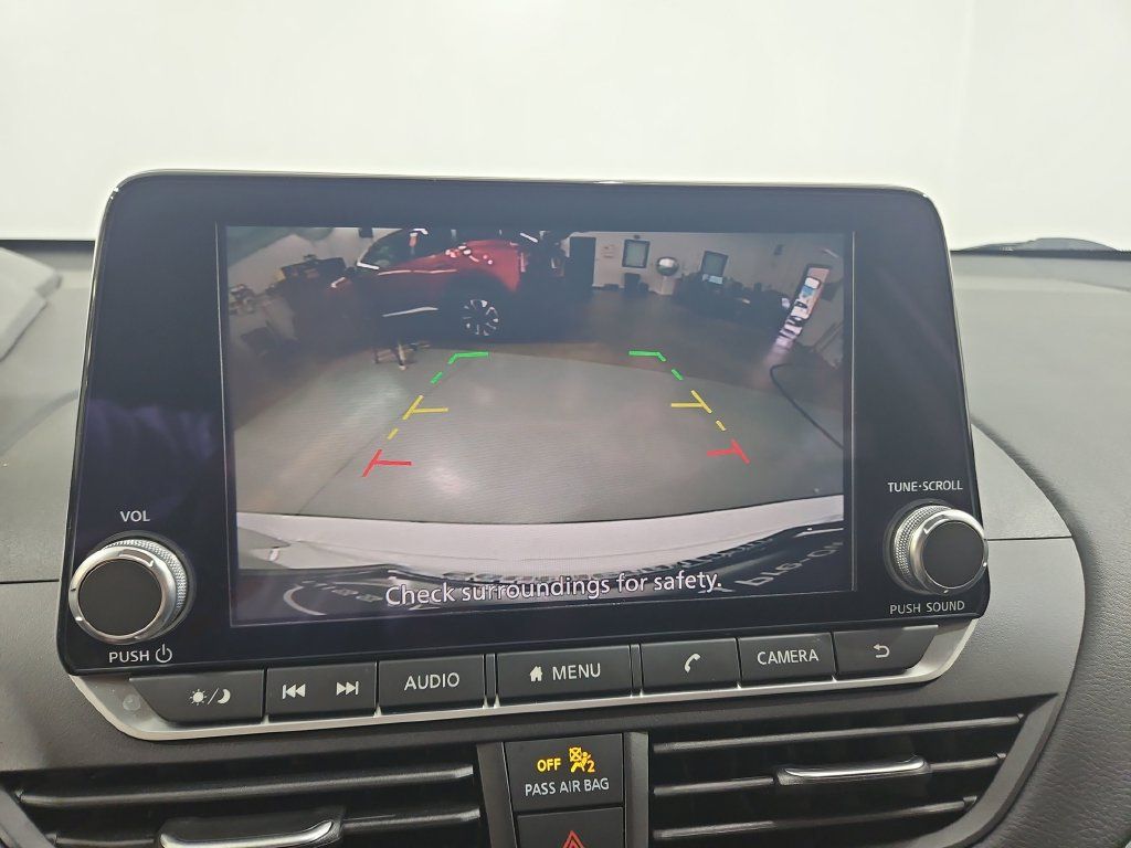 Used 2025 Nissan Altima 2.5 S FWD image 20