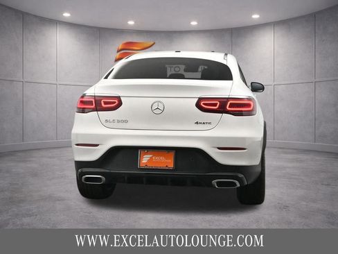 Used 2023 Mercedes-Benz GLC 300 4MATIC Coupe image 7