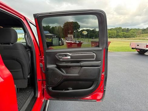 Used 2023 RAM 1500 Big Horn AWD/4WD image 39
