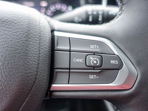 New 2026 Jeep Compass Latitude image 7