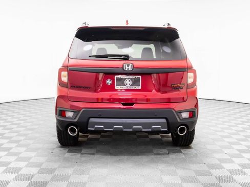Certified 2023 Honda Passport TrailSport image 4