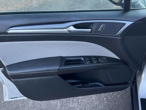 Used 2015 Ford Fusion S image 13