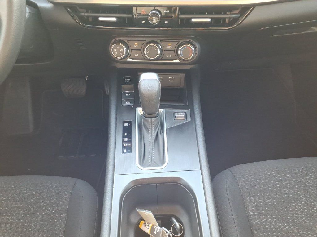 Used 2026 Nissan Kicks S FWD image 11