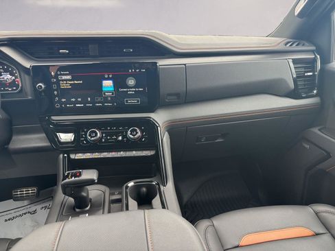 Used 2026 GMC Sierra 1500 AT4 w/ AT4 Premium Package image 11