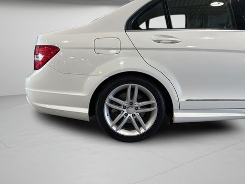 Used 2012 Mercedes-Benz C 250 Sedan image 34