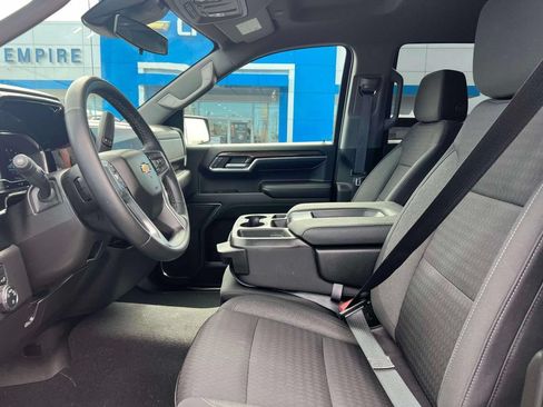 Used 2023 Chevrolet Silverado 1500 LT AWD/4WD image 17