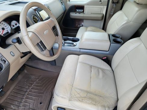 Used 2004 Ford F150 Lariat image 14