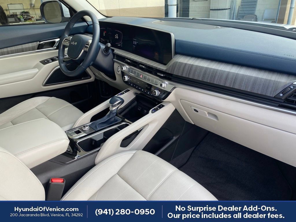 Used 2024 Kia Telluride EX FWD image 19