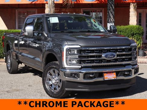 Used 2023 Ford F350 Lariat w/ Tow Technology Package image 2