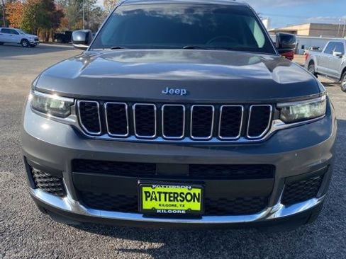 Used 2022 Jeep Grand Cherokee L Laredo w/ Luxury Tech Group I image 2