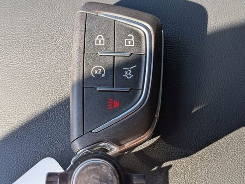 New 2026 Cadillac Vistiq Sport w/ LPO, Floor Liner Package image 31