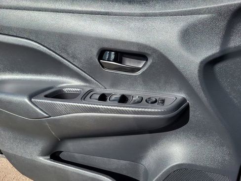 Used 2020 Nissan Versa S FWD image 13