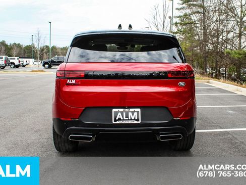 Used 2023 Land Rover Range Rover Sport SE image 9