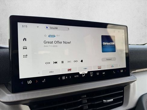 Used 2025 Ford Explorer Active image 19