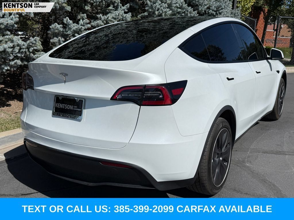 Used 2023 Tesla Model Y Long Range AWD/4WD image 8