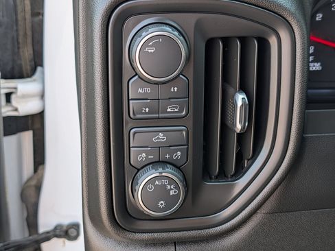 Used 2024 Chevrolet Silverado 1500 Custom AWD/4WD image 17