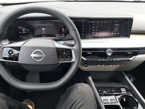 New 2025 Nissan Murano SL image 13