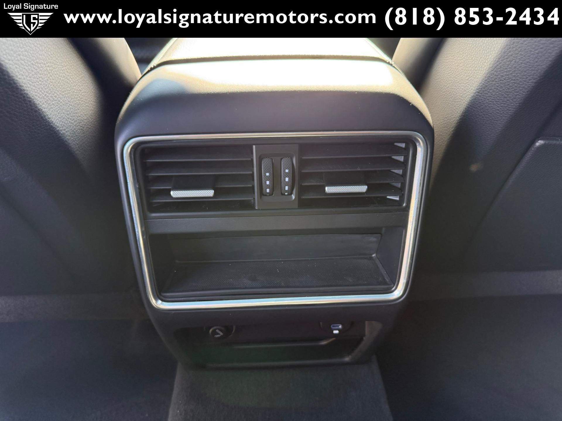 Used 2021 Porsche Cayenne AWD/4WD image 16