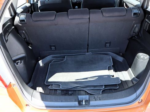 Used 2010 Honda Fit Sport image 34