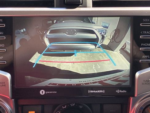 Used 2020 Toyota 4Runner SR5 Premium image 12