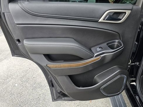 Used 2018 GMC Yukon Denali w/ Denali Ultimate Package image 23