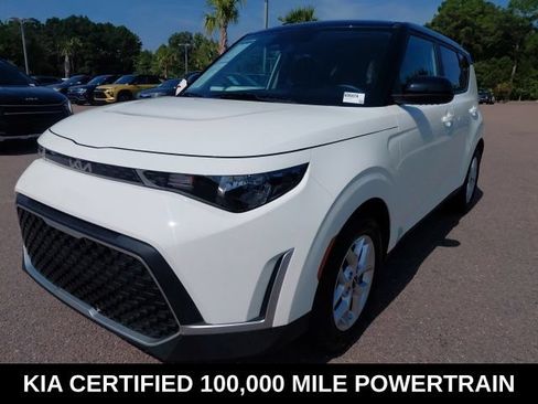 Certified 2025 Kia Soul S FWD image 1