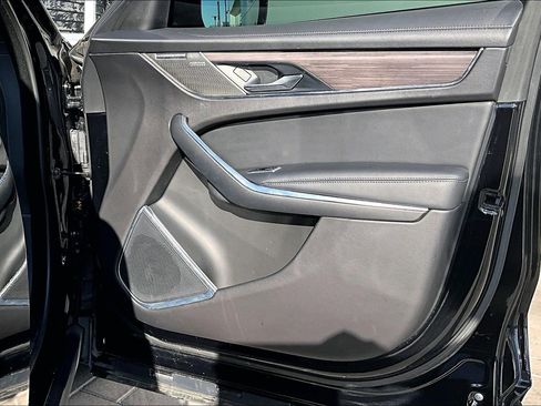 Used 2021 Jaguar F-PACE S image 24