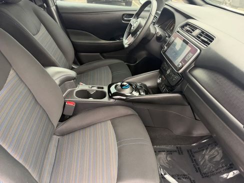Certified 2023 Nissan Leaf SV Plus FWD image 12