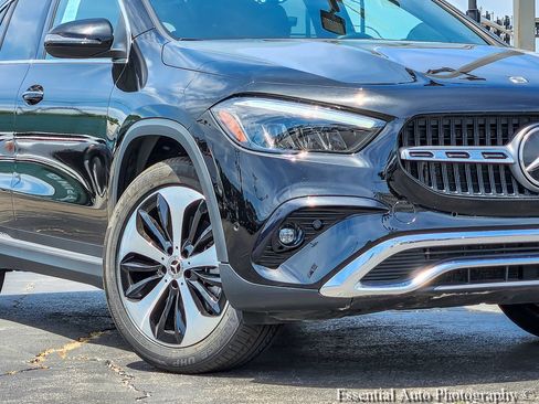 Used 2025 Mercedes-Benz GLA 250 image 3