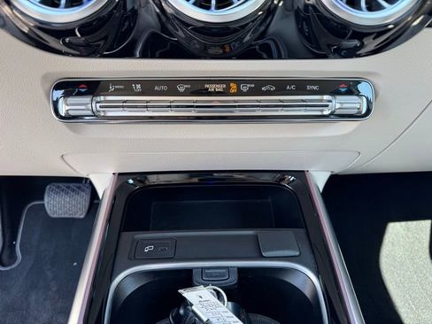 Certified 2023 Mercedes-Benz GLA 250 4MATIC image 17