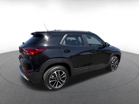 Used 2025 Chevrolet TrailBlazer LT FWD image 15